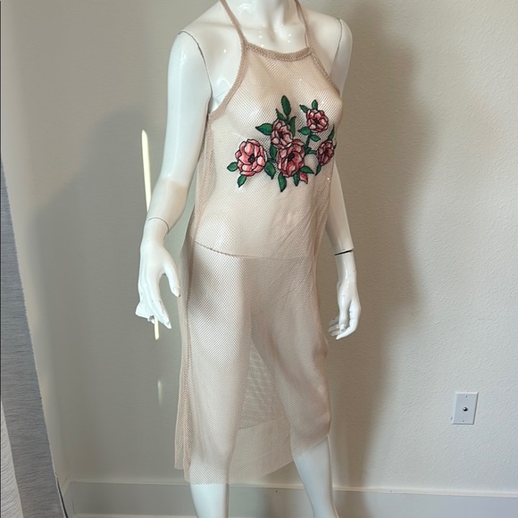 Zara Pink Floral Chemise in Cream Satin - Picture 1 of 5